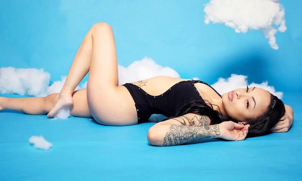 ZariaSkyy profile banner