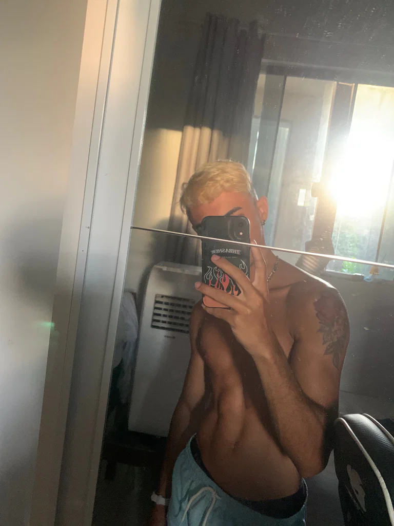 Logan B's avatar