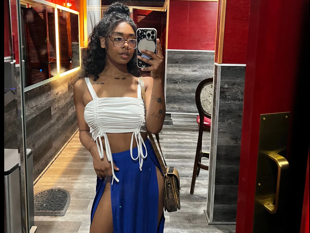 lauren🕊🤍's avatar