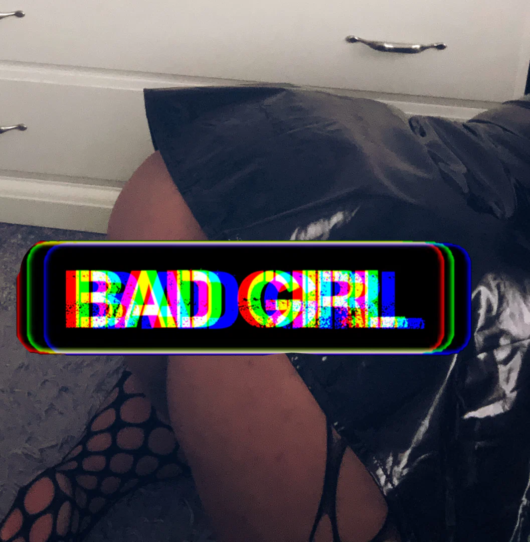 Cara Mel 🍑 profile banner