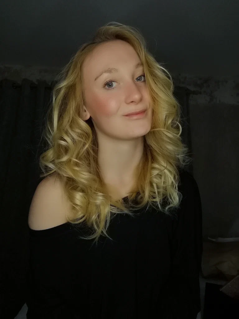 Ashlea's avatar