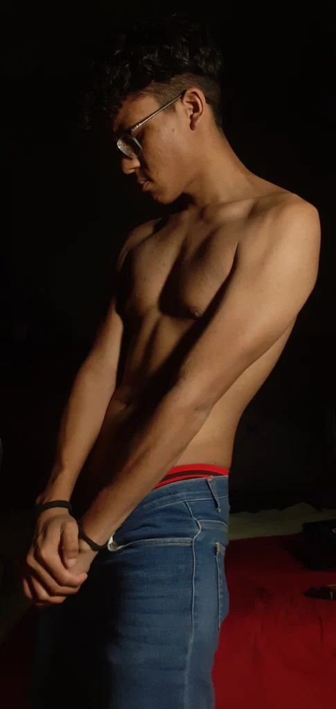 Phsensual men's avatar