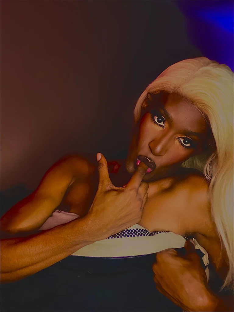 Aubi Gold's avatar
