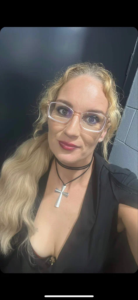 MistressFelicity's avatar
