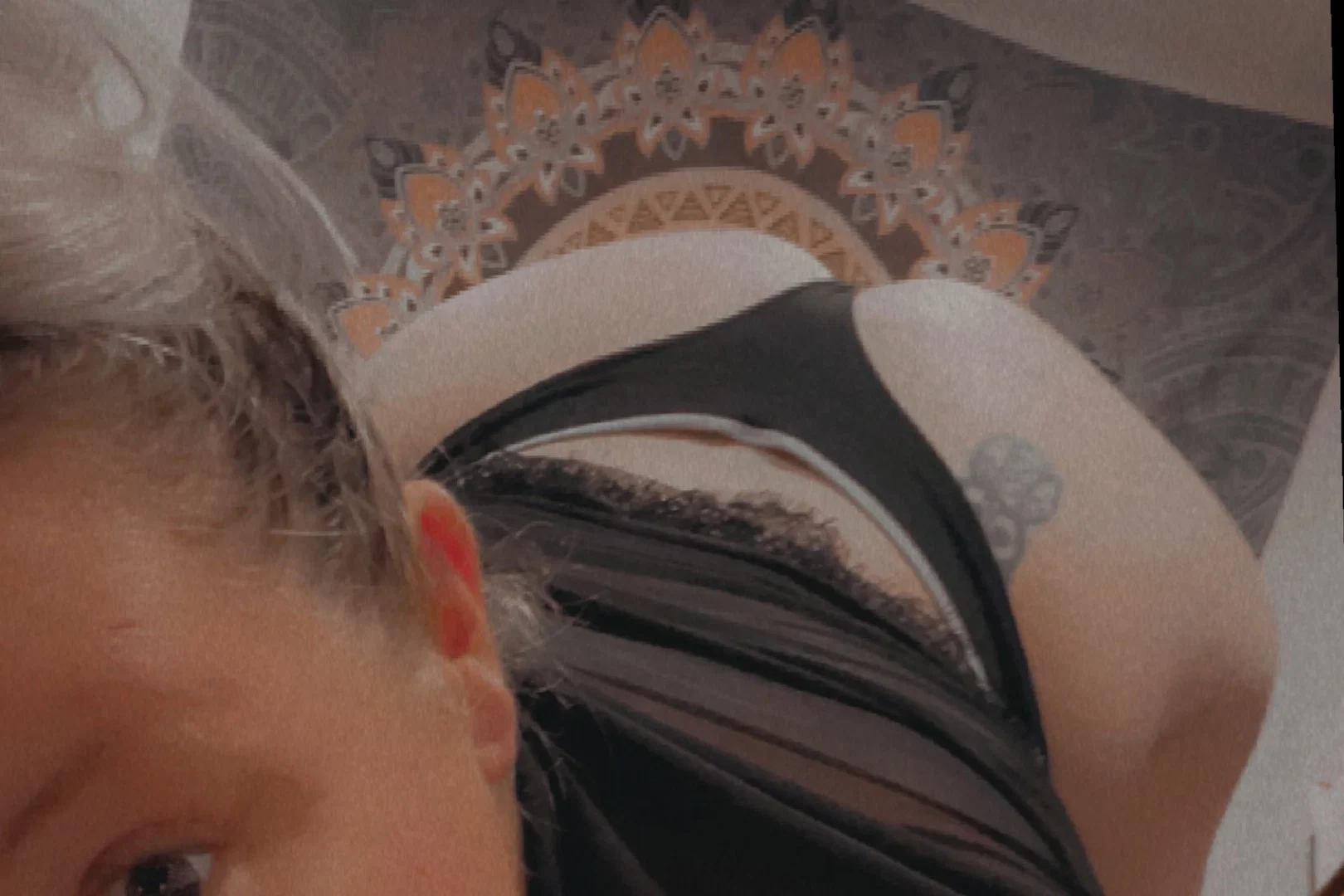 Queen_B profile banner