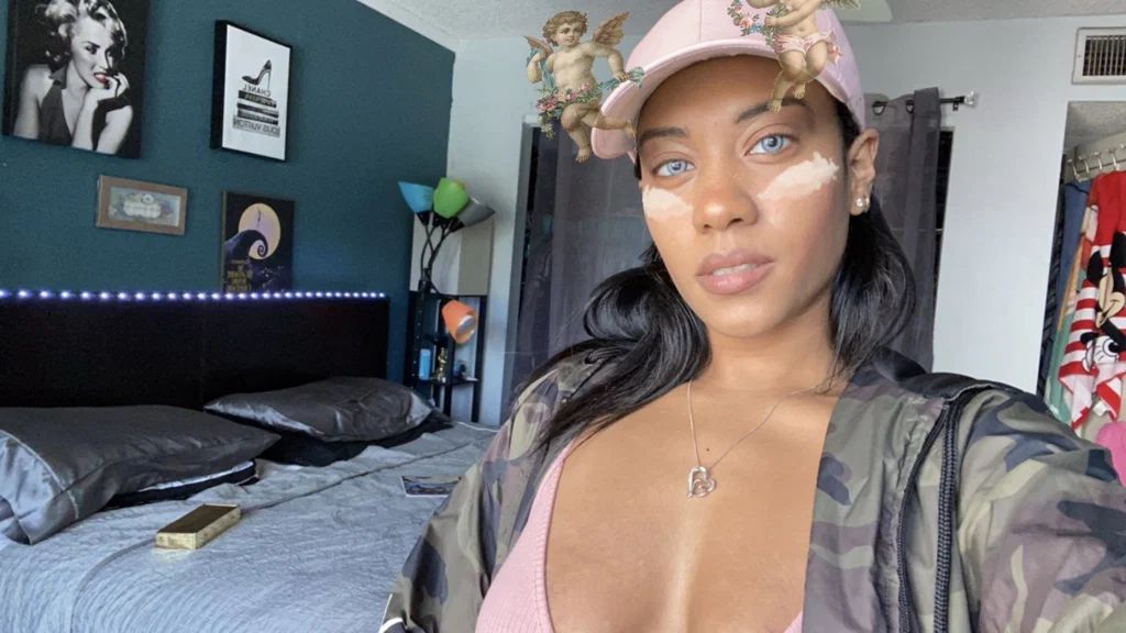 Aurora Babe's avatar