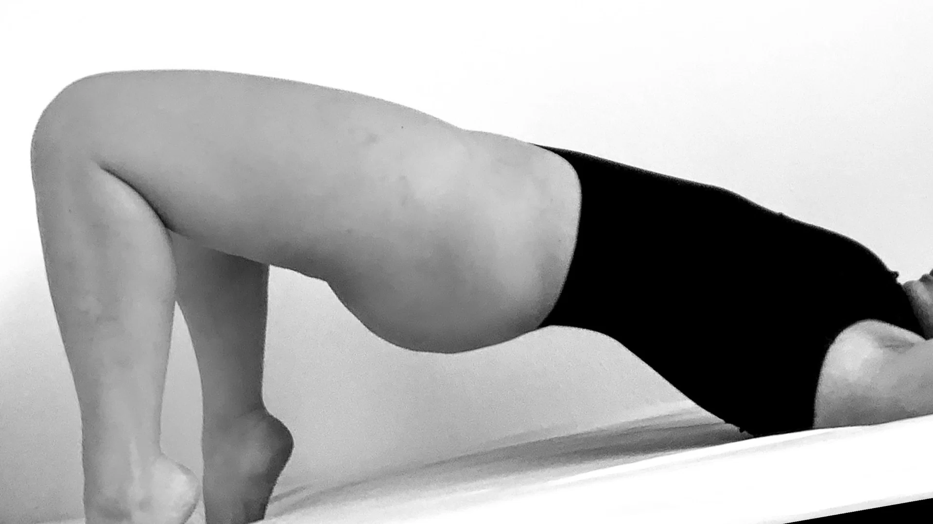 Curvycurly profile banner