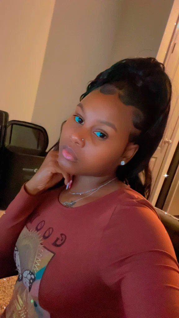 Amber Lee's avatar