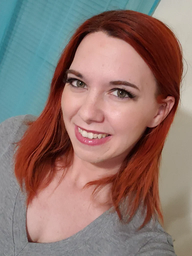 Nikki Claire's avatar