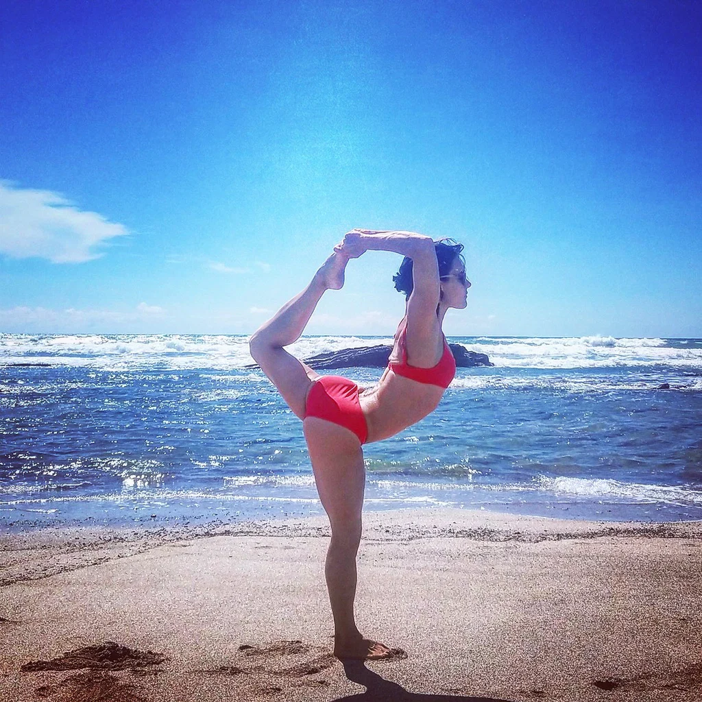 Yoga babe J