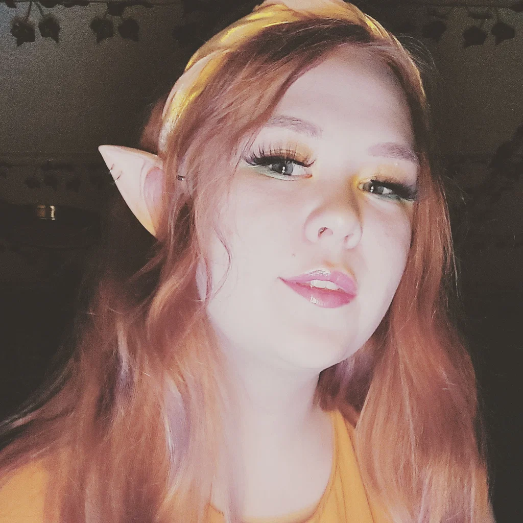 Chloe Rouge's avatar