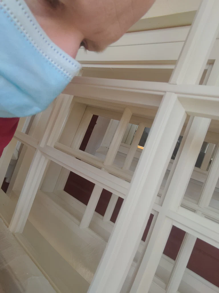 Window maker