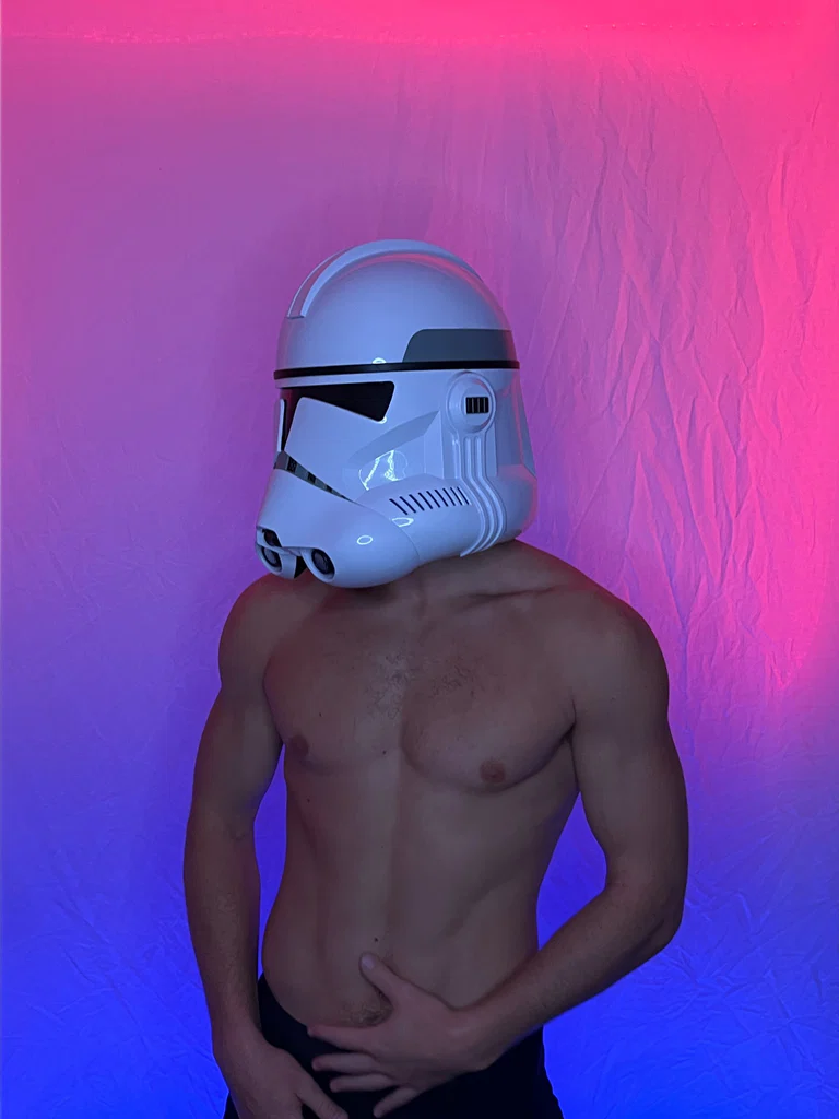 🦴's avatar