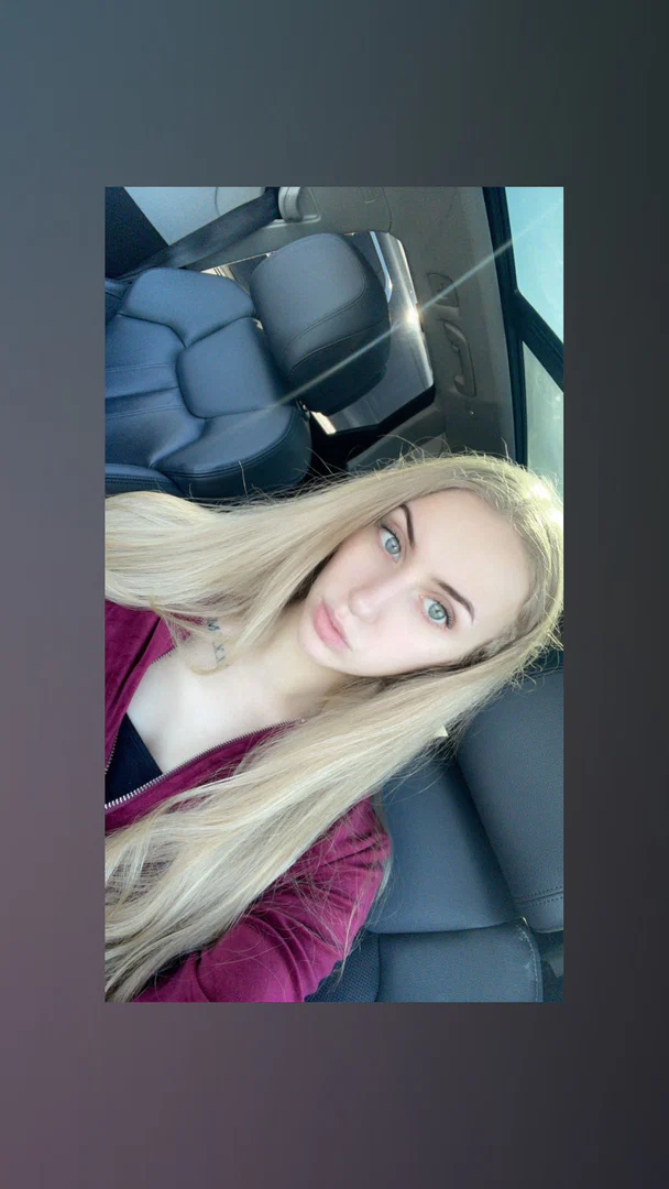 Alexis Bangs profile banner