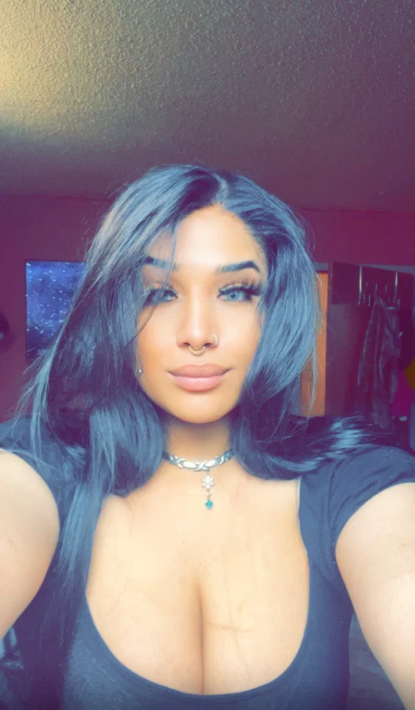 Yaya_royalz_'s avatar