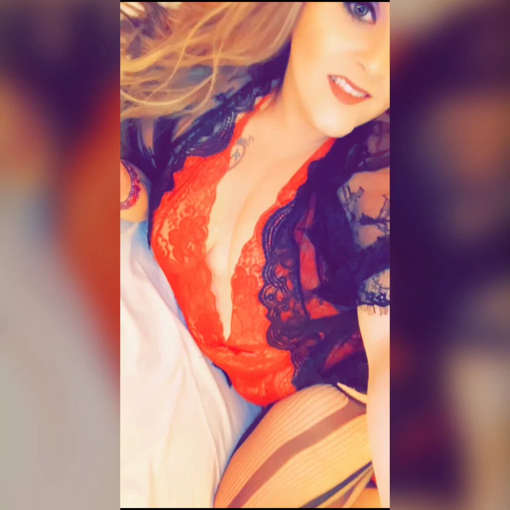 Ashley Nicole's avatar