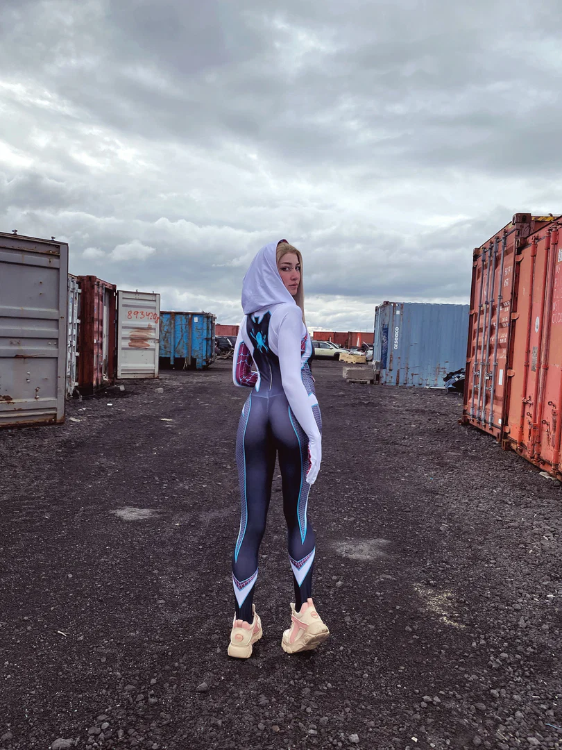 Kallisto ✨ cosplays & more profile banner