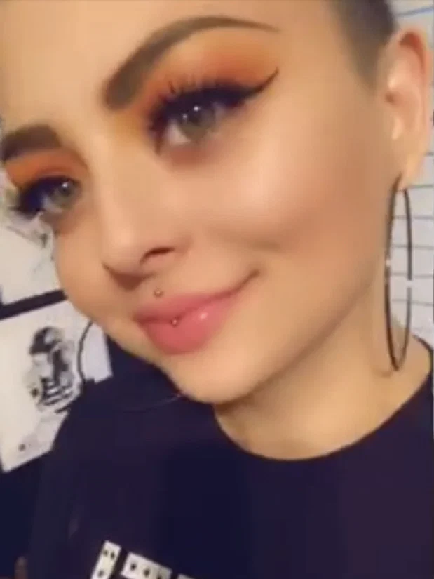 Cherry Marz's avatar