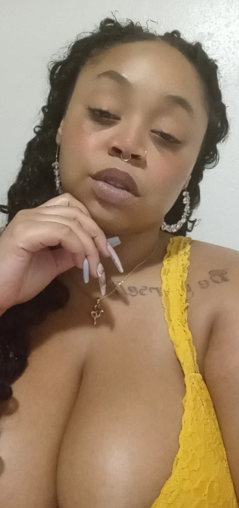 Mama Honey's avatar