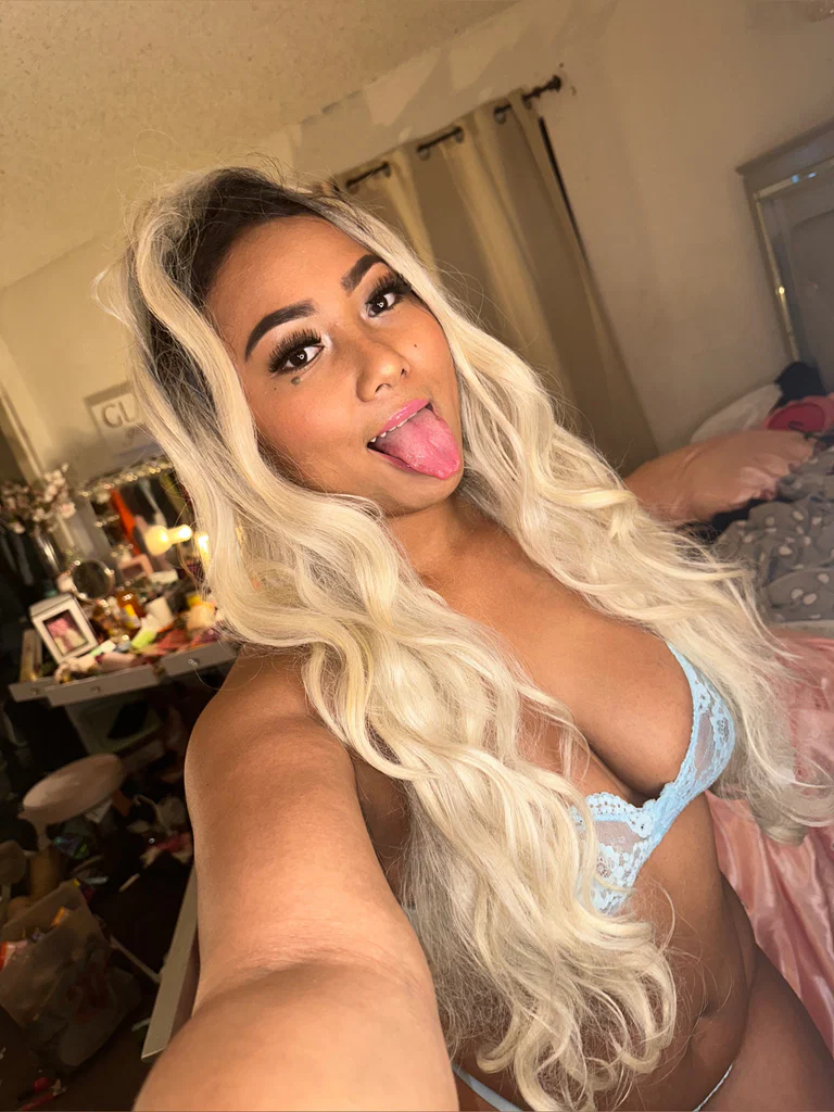 Call me Jewel 💕🌸💎's avatar
