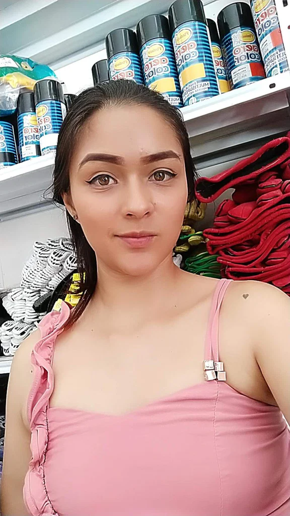Sweet triana's avatar