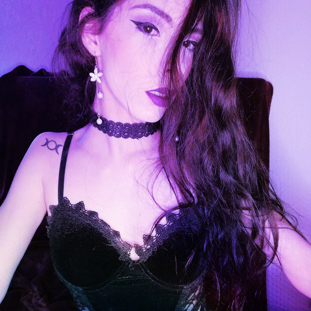 ✨Aesma Frecklez✨'s avatar