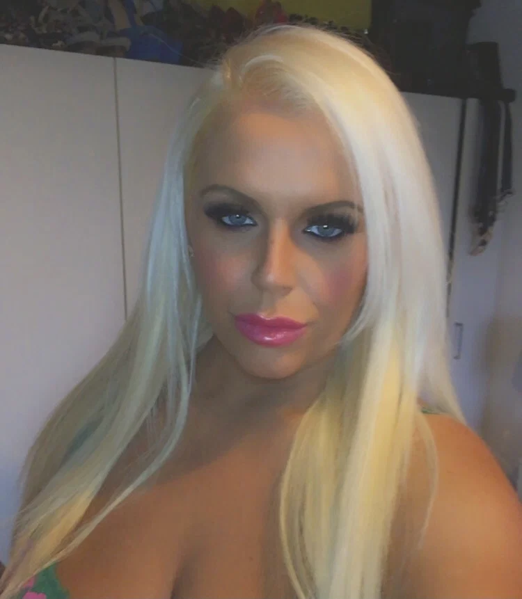Blondie profile banner
