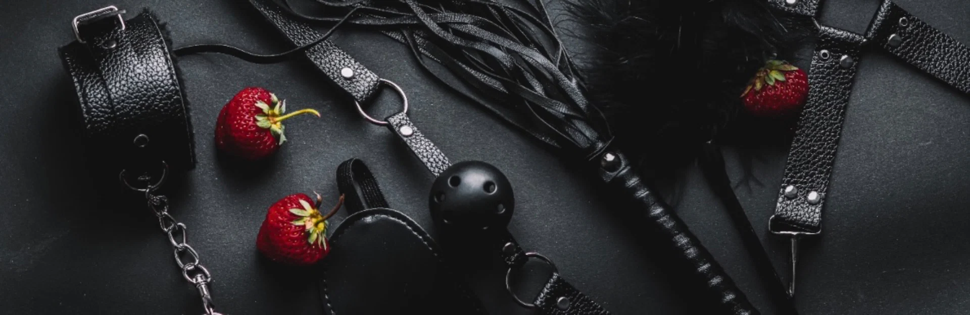 GODDESS GOTIKE 🖤⛓️ Femdom - Latex profile banner