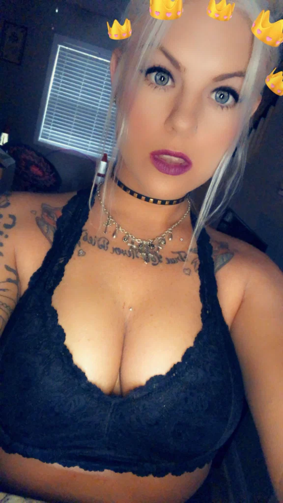 Nicole's avatar