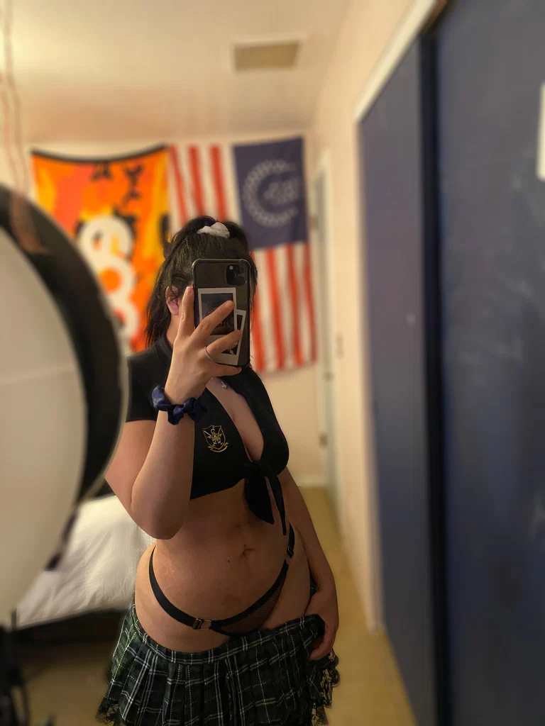 ♡ karen FREE ♡ TOP 5% ♡'s avatar