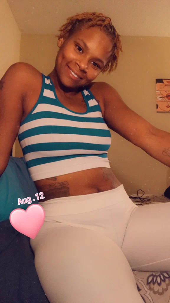 FreakyyyNiqueee's avatar