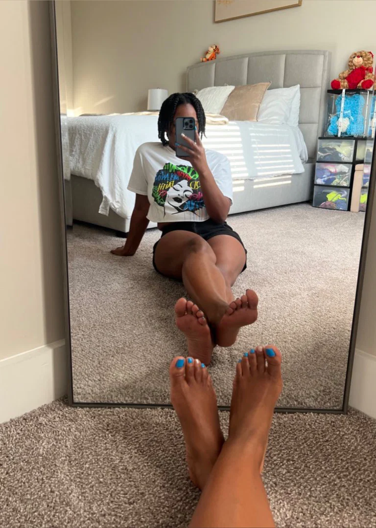 Ariee profile banner