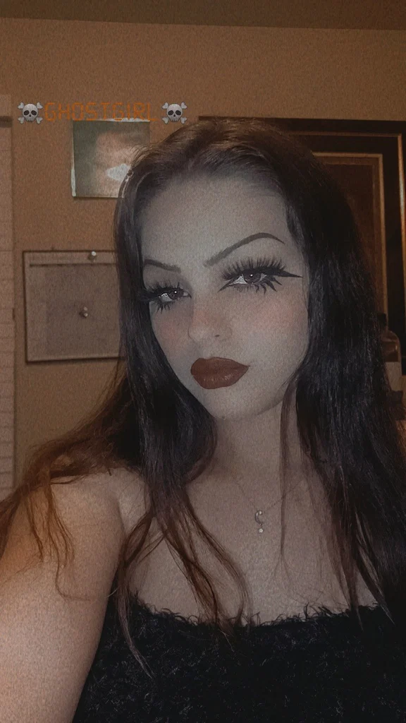 LESBIANSS's avatar
