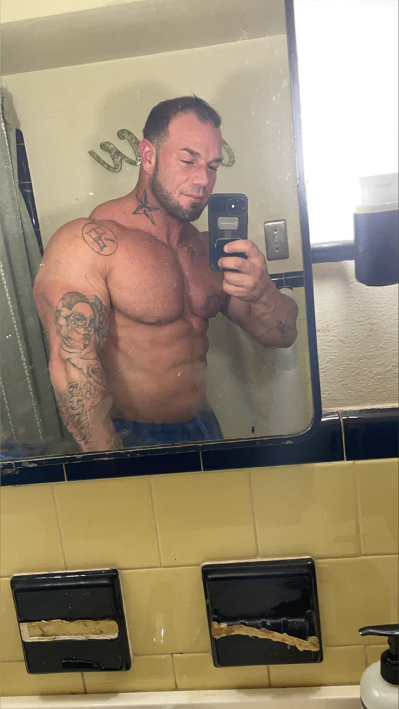Muscle show💪🏻🍑🔥👍