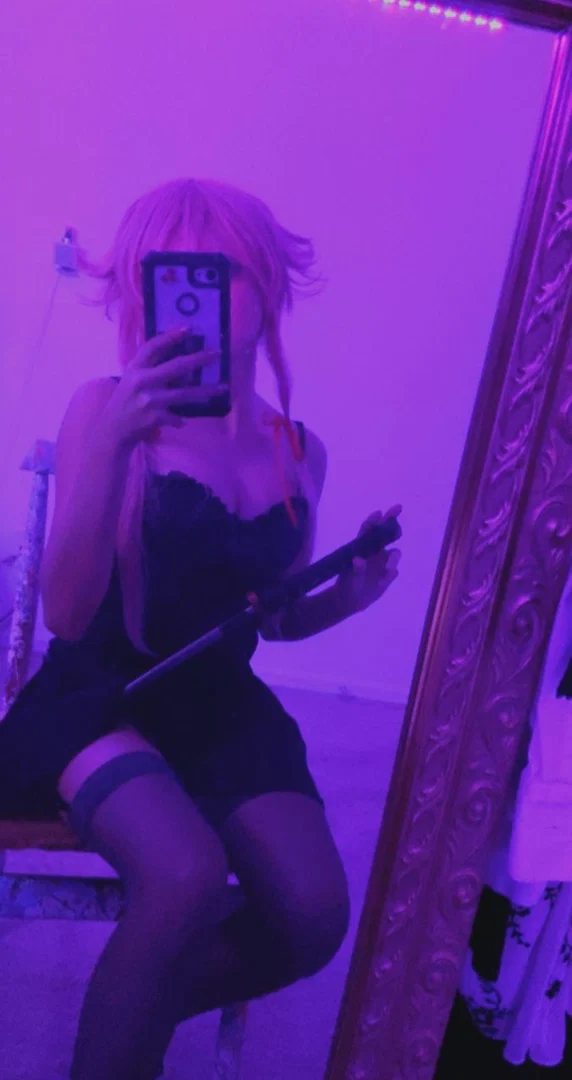 Maria Moon profile banner