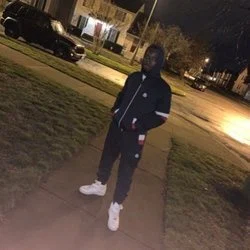 LilGOnTheTrack's avatar