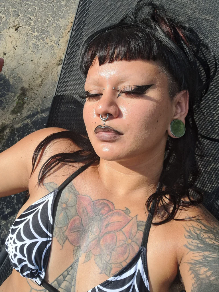 Amelia Dire's avatar