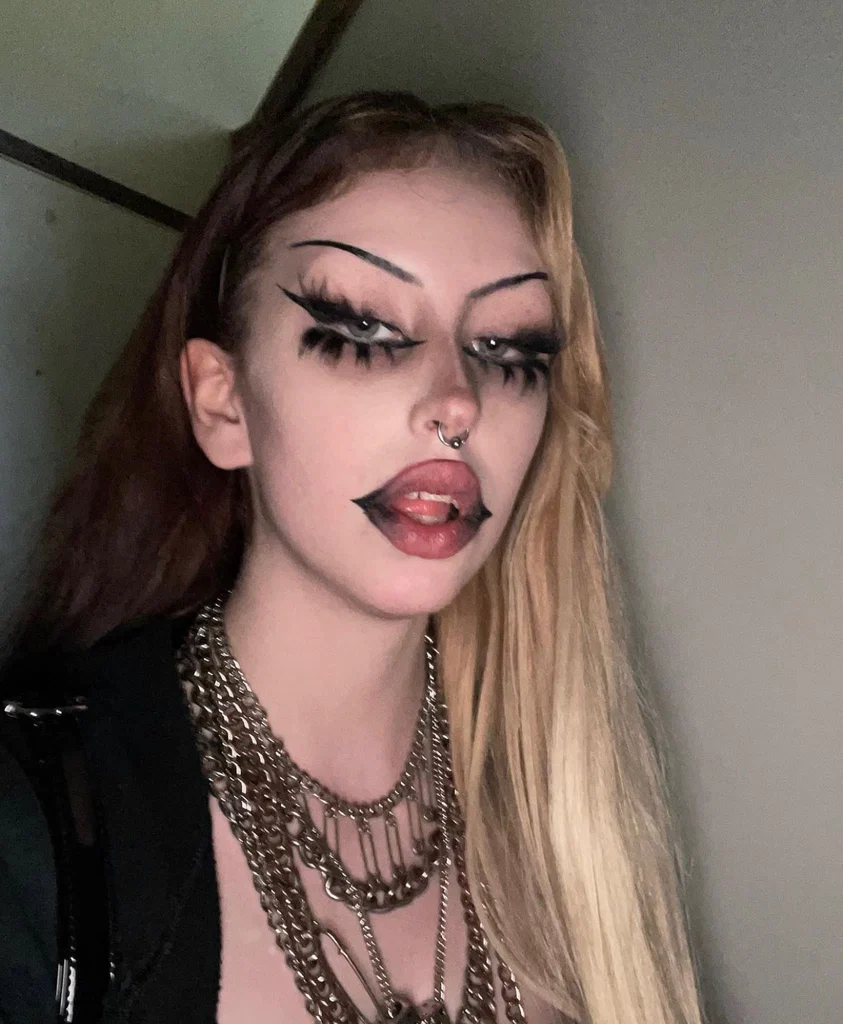 cherié amoré's avatar
