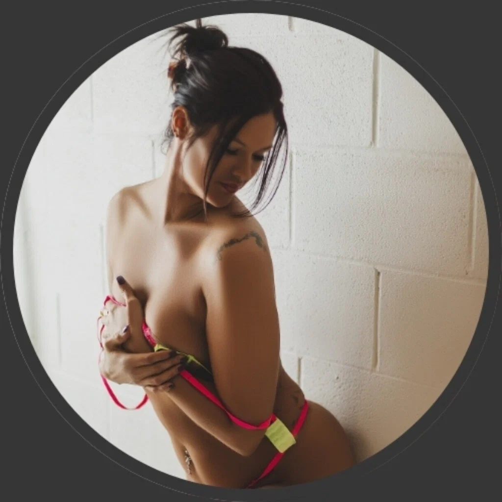 Danielle 💋's avatar