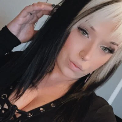 💓Miss Raine💓's avatar