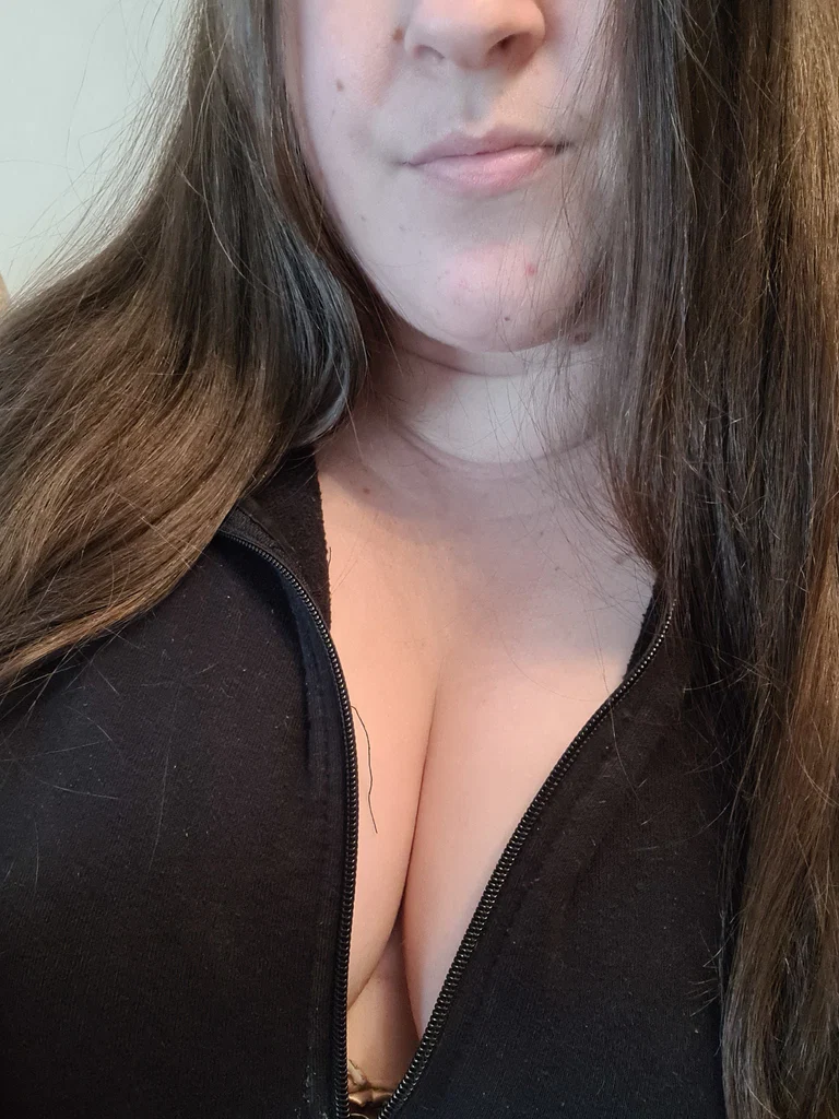 CurvyGirl's avatar