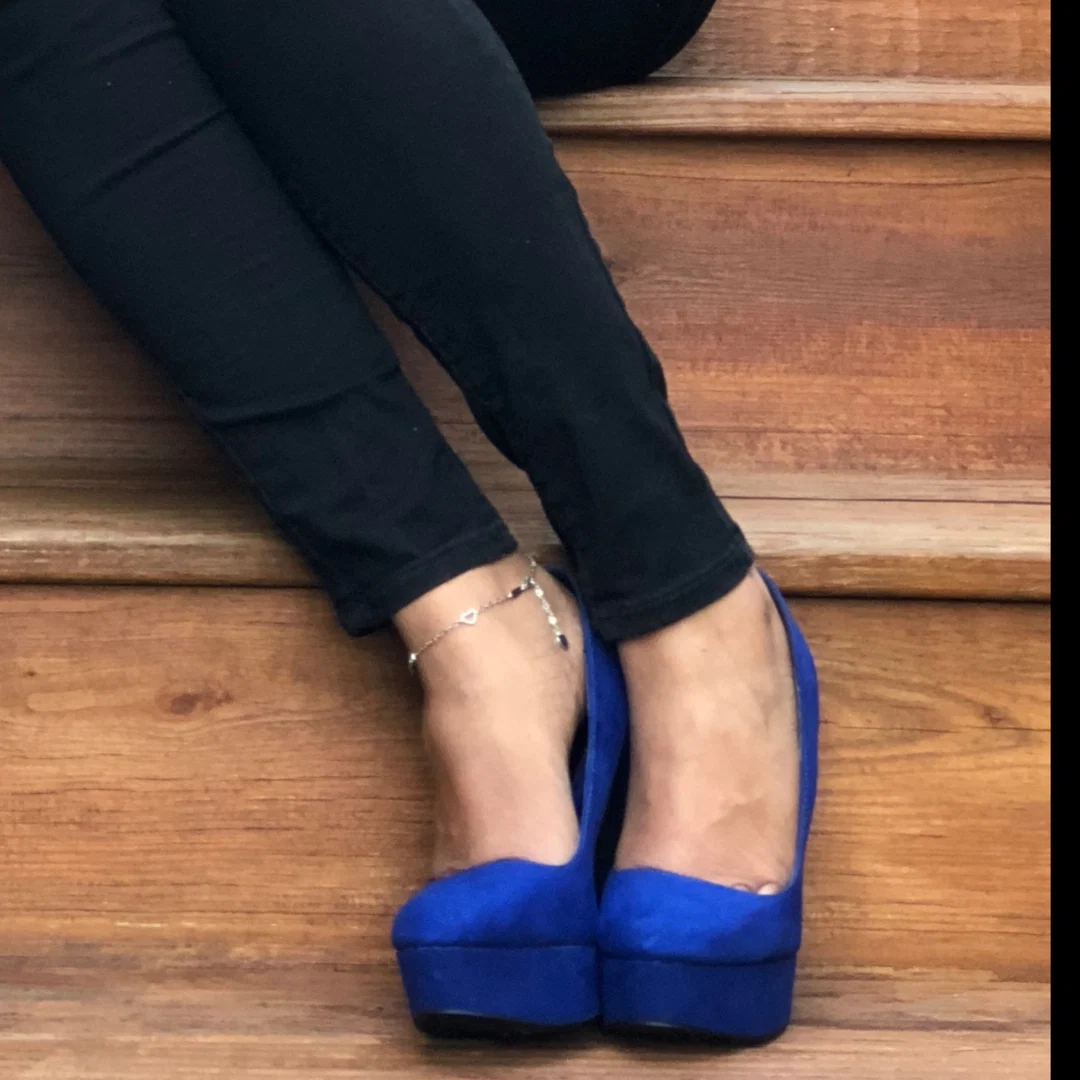 Brown Feet profile banner