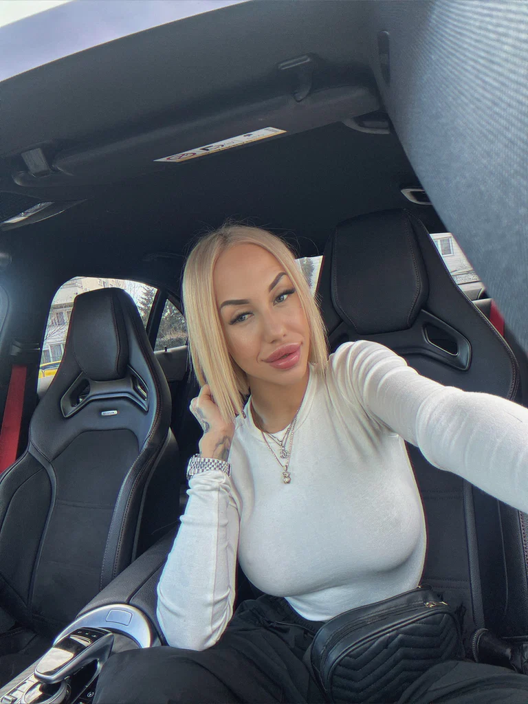 Dasha's avatar