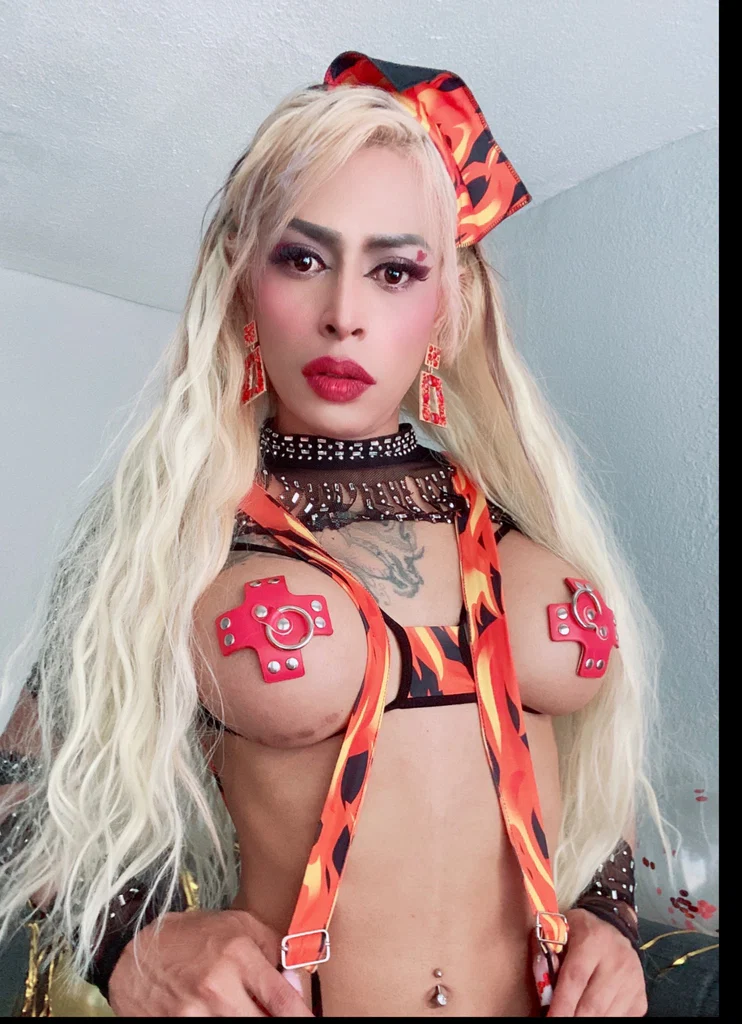Carolinne's avatar