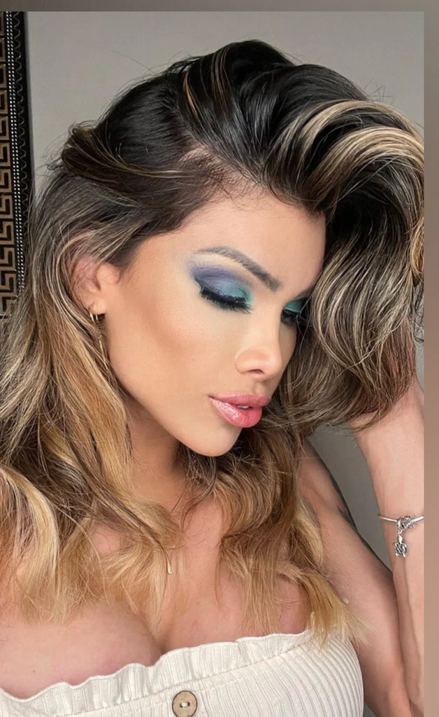 Rebecca Ferreira's avatar