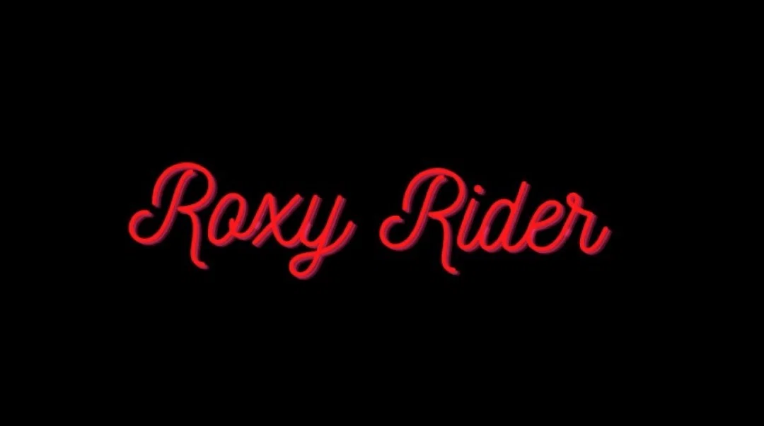 RoxyRiderFree profile banner