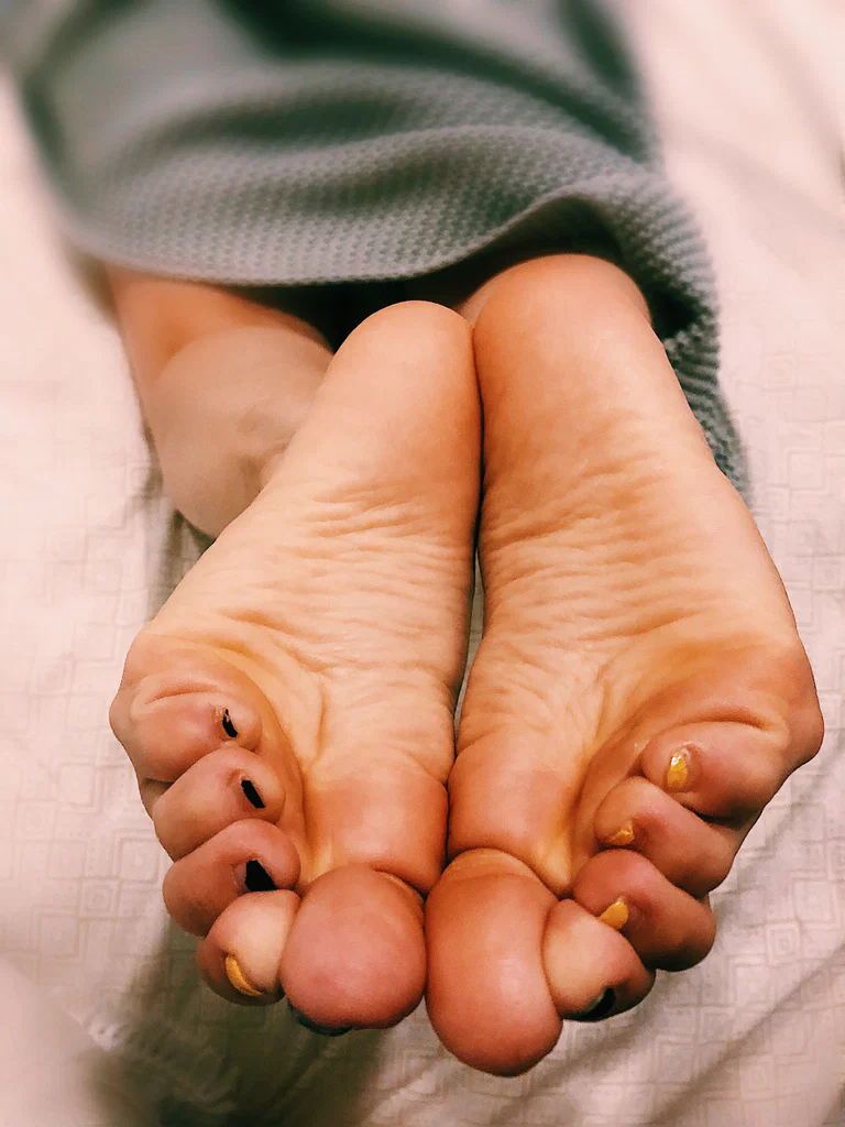 zizi toes's avatar