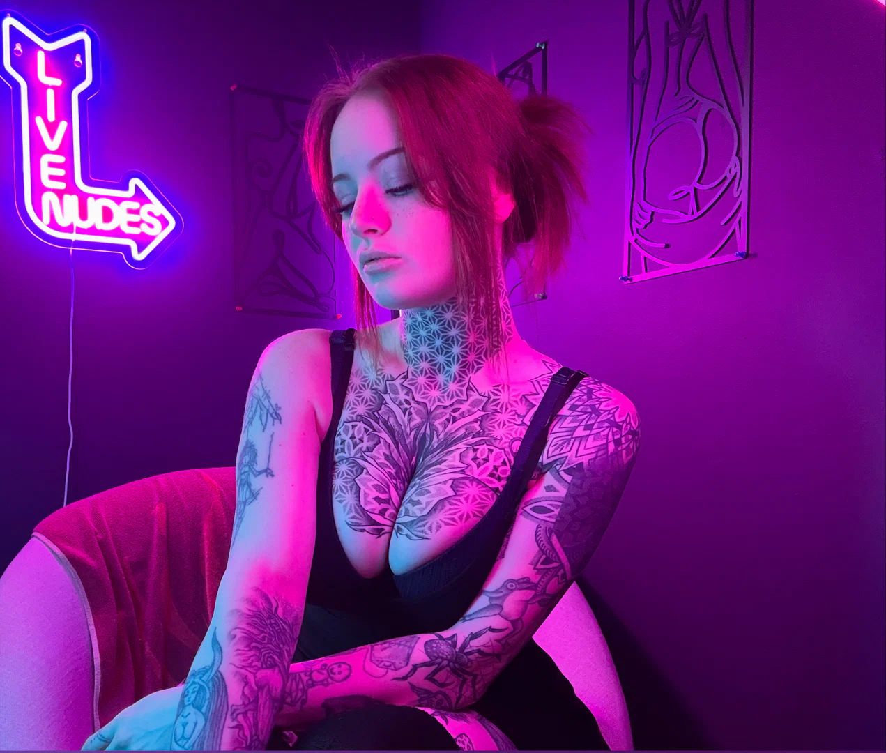 sarah lynn profile banner