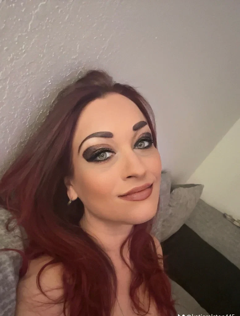 Katie Katch's avatar