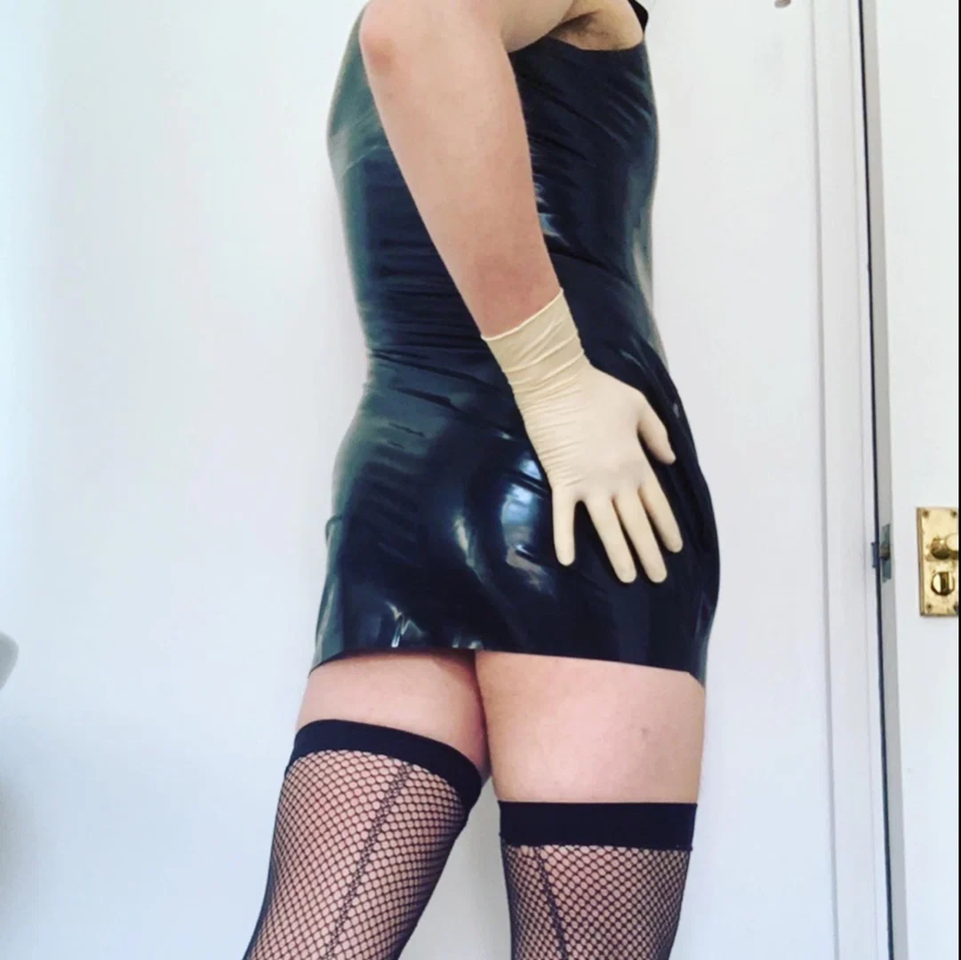 Latex Fem profile banner